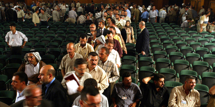 Iraqis meeting at Baghdad University