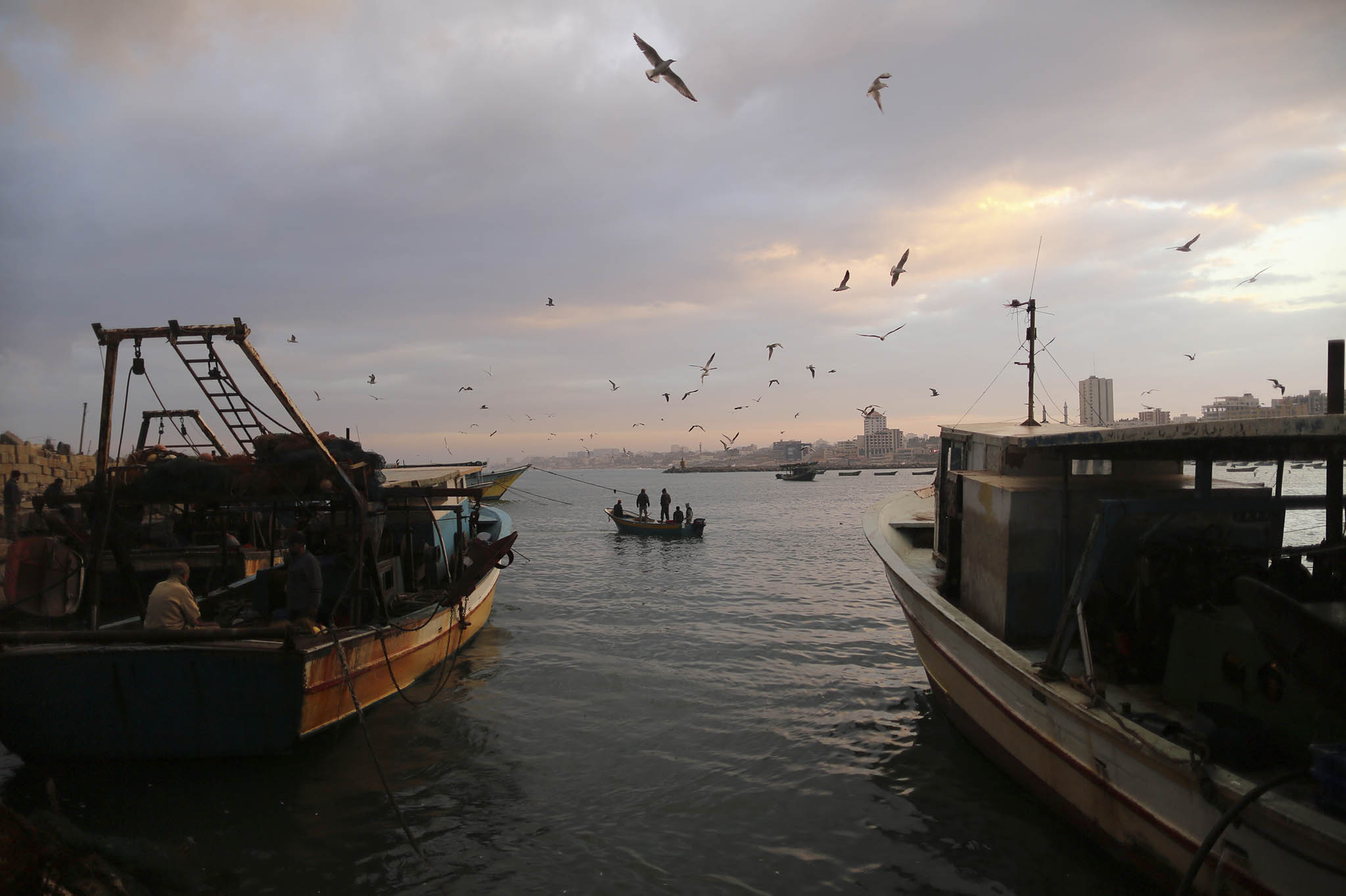 Fishermen in the seaport in Gaza City, Dec. 13, 2012. A potential deal on a gas field 22 miles off the coast of Gaza could be a boon for the Palestinian economy.  (Wissam Nassar/The New York Times)