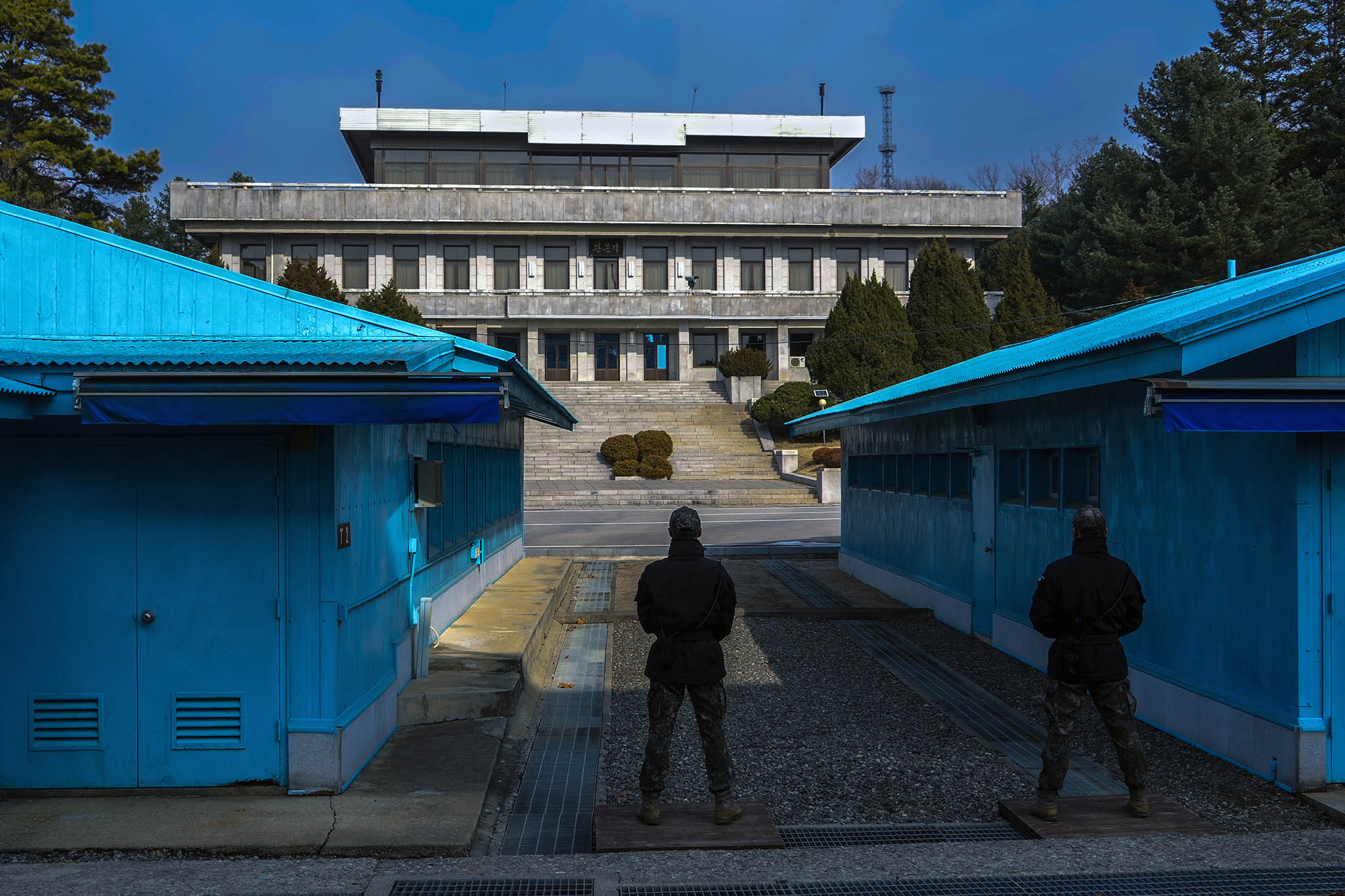 South Korean soldiers stand facing North Korea at the Joint Security Area at Panmunjom, in the Demilitarized Zone between North and South Korea. February 7, 2023. (Chang W. Lee/The New York Times)