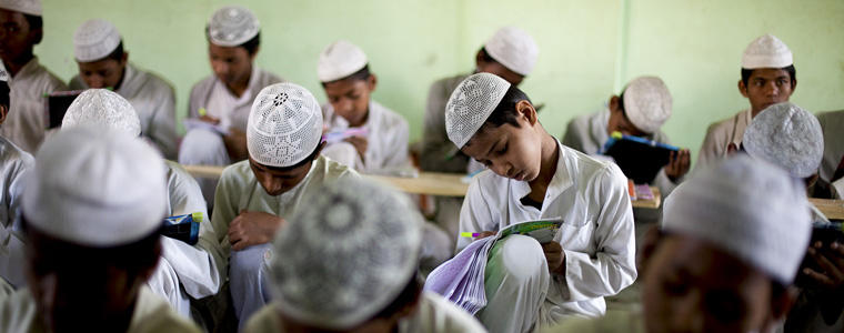 How Pakistan Might Bring Madrassa Education into the Mainstream