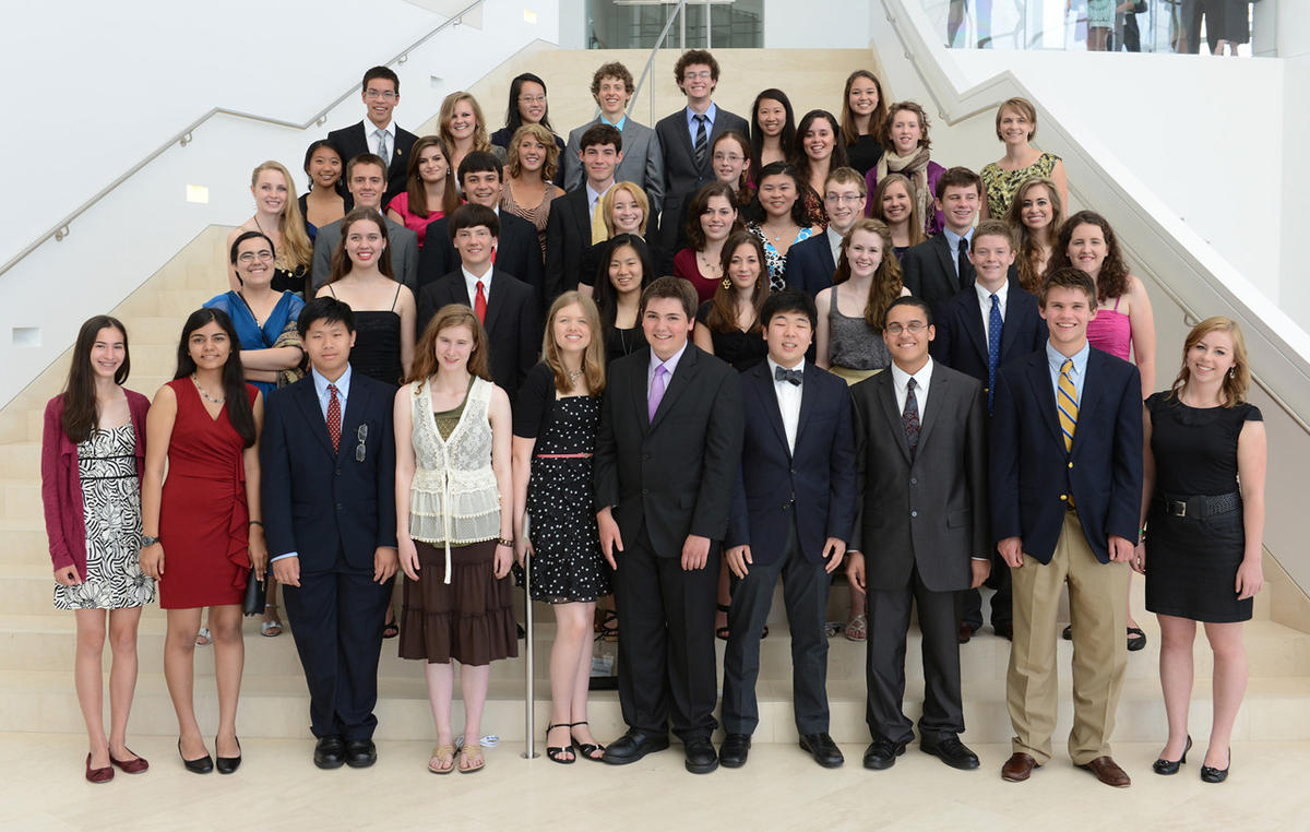 USIP Hosts Students for National Peace Essay Contest Week