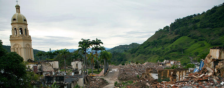 20120905-COLOMBIA_RUINS_REBUILD_6-TOB.jpg