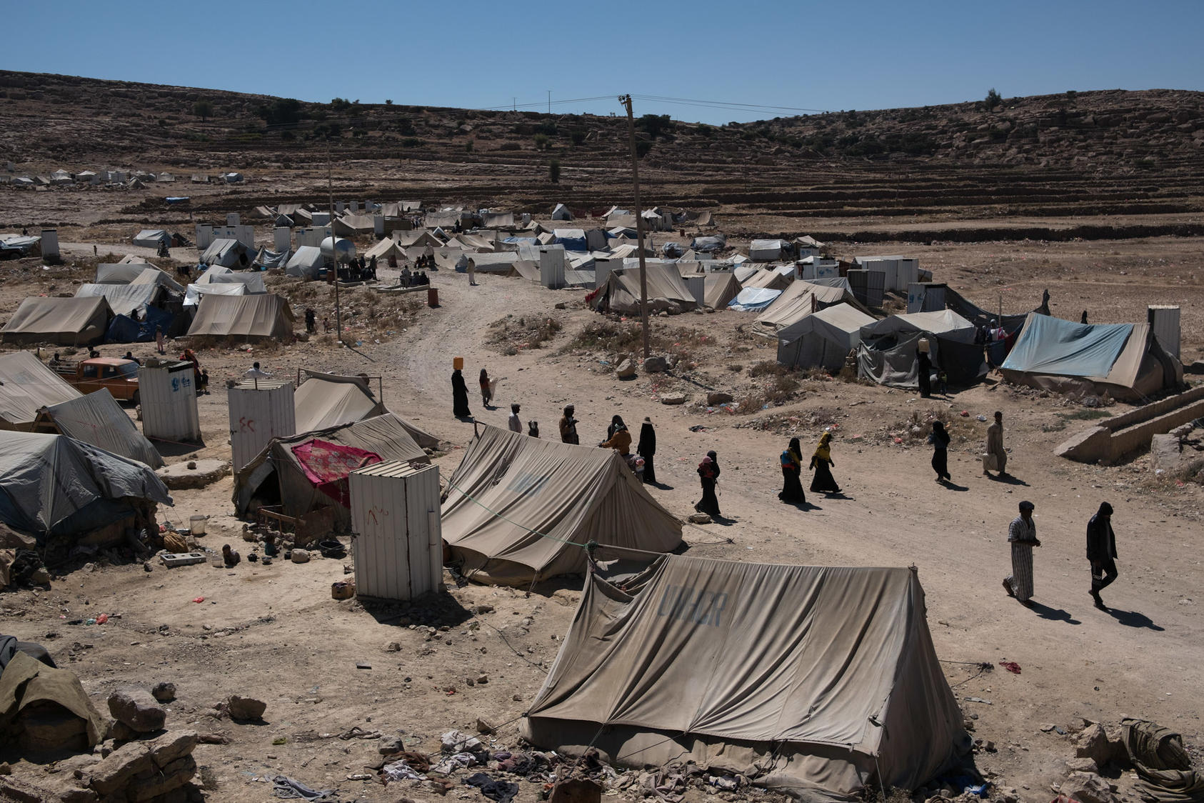 A camp of displaced Yemenis in the town of Khamer, Yemen
