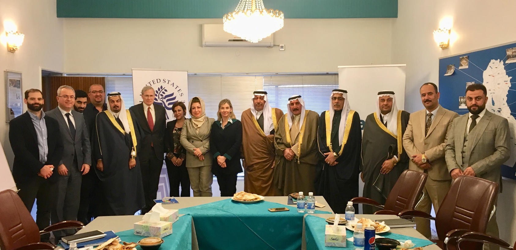 USIP and Sanad staff, tribal sheikhs, and the Network of Iraqi Facilitators—together they brokered an agreement in Hawija to resolve disputes without violence and rebuild social fabric in communities ravaged by ISIS
