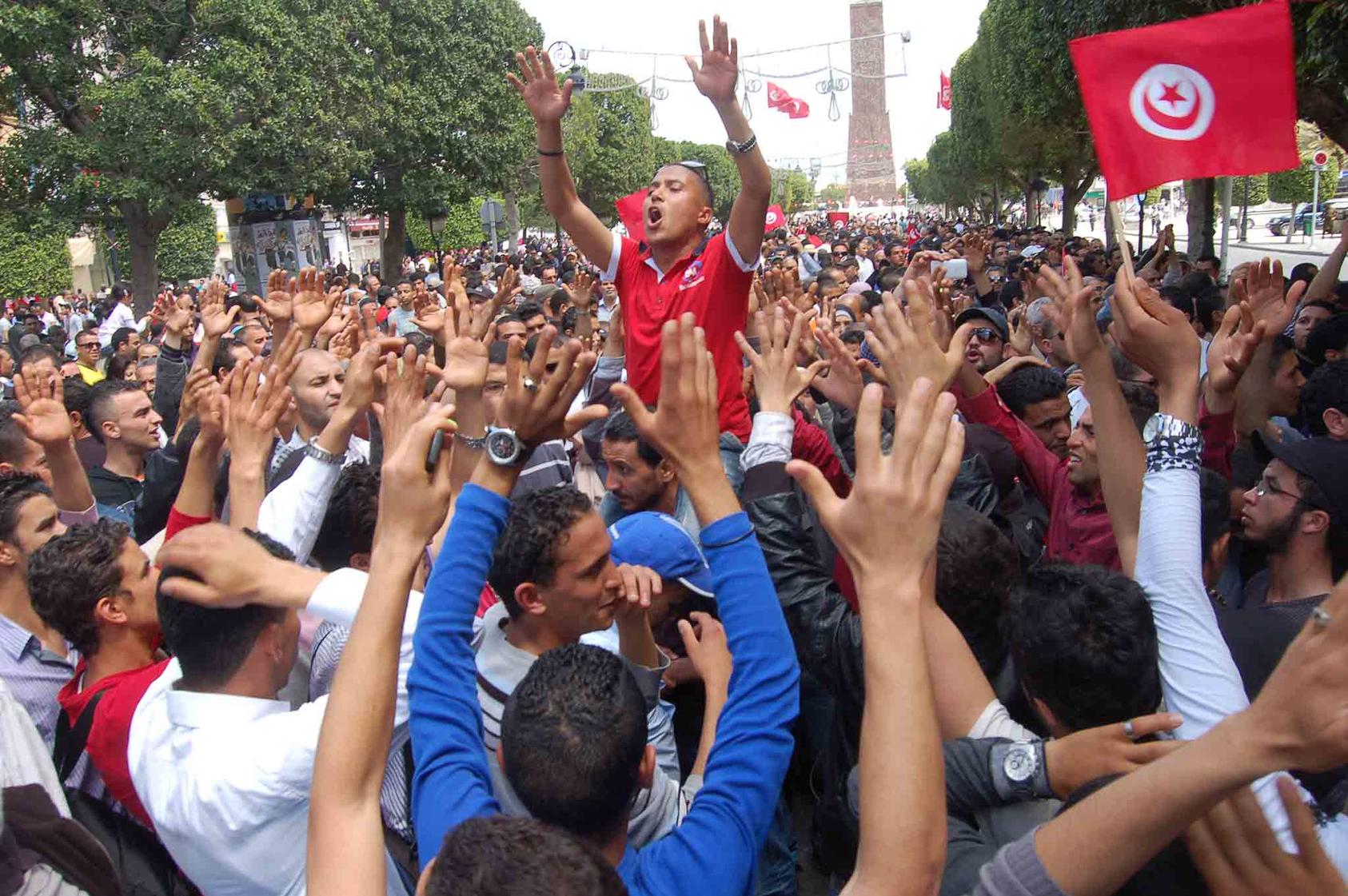 Tunisians demonstrated in Tunis in 2012. The country’s nonviolent, pro-democracy movement, fueled largely by youth, competes against the appeal of extremist groups. (Wikimedia/CC License 2.0)