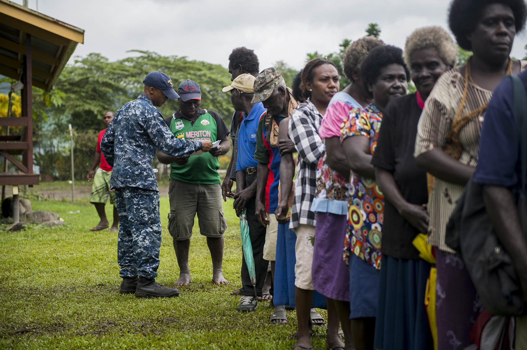 Residents of the autonomous region of Bougainville in Papua New Guinea wait in line as part of a community health engagement at the Arawa Medical Clinic, July 3, 2015. (SrA Peter Reft/Wikimedia)