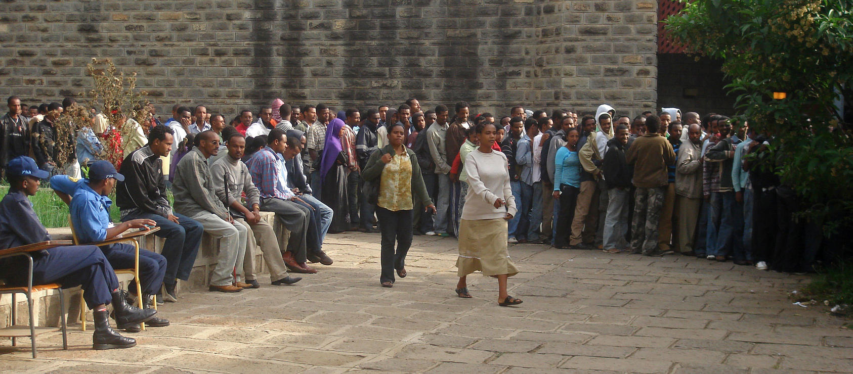 Ethiopian voters in Addis Ababa, the capital city, wait in line to vote during 2010 general elections. (Uduak Amimo)