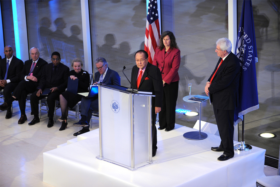 Senator Inouye (D-HI) at at reception at USIP Headquarters, December 2011.