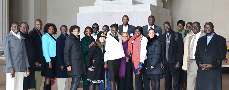 The South Sudanese joining in the USIP workshop also visited the nearby Lincoln Memorial.