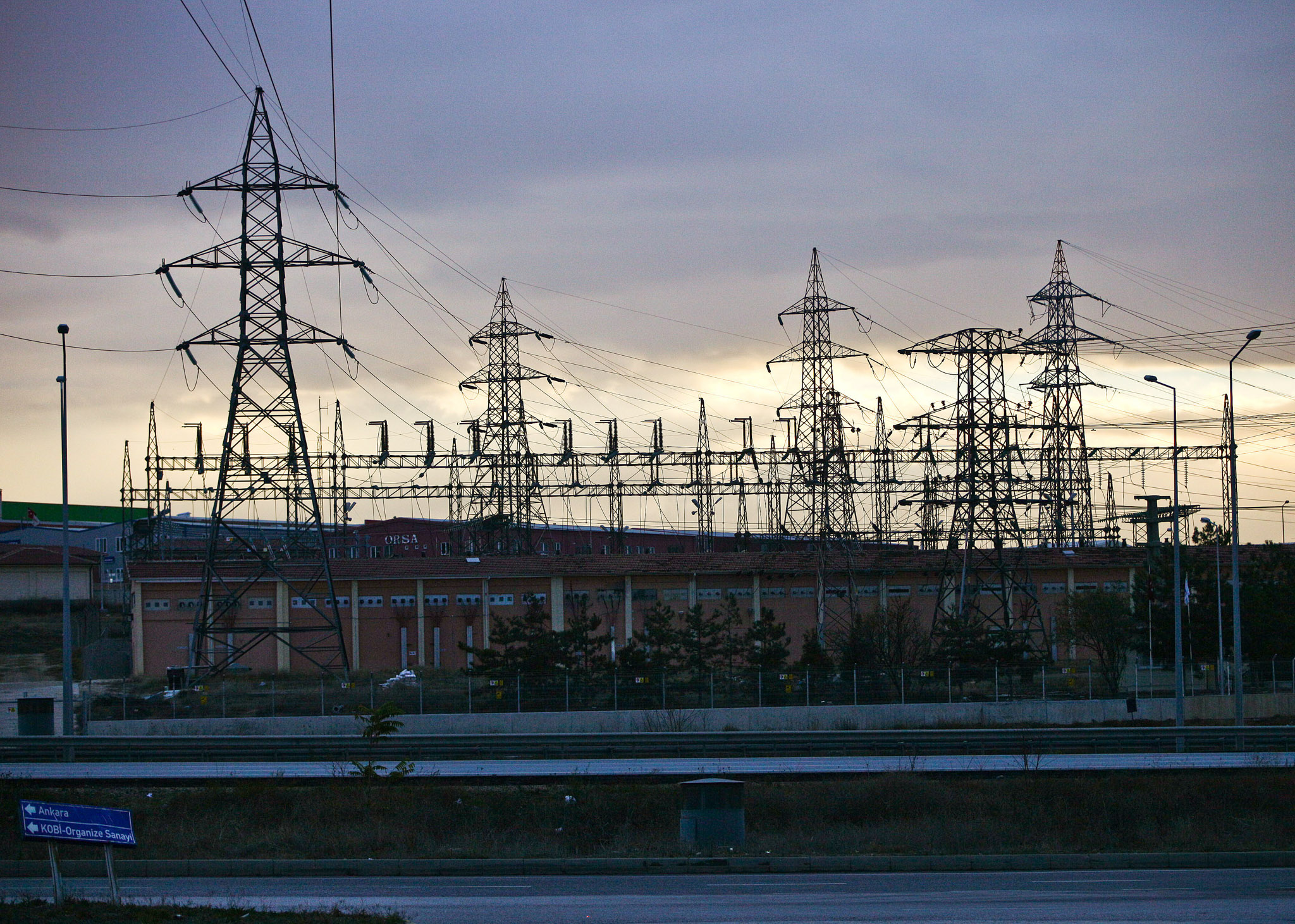 Power lines near an industrial park in Eskisehir, Turkey, Nov. 27, 2015. In the summer, a Chinese company abruptly backed out of a deal to buy a stake in the electrical grid for Eskisehir and nearby provinces. Beijing’s effort to revive ancient trade routes, known as the Belt and Road Initiative, is causing geopolitical strains, with countries worried about becoming too dependent on China. 