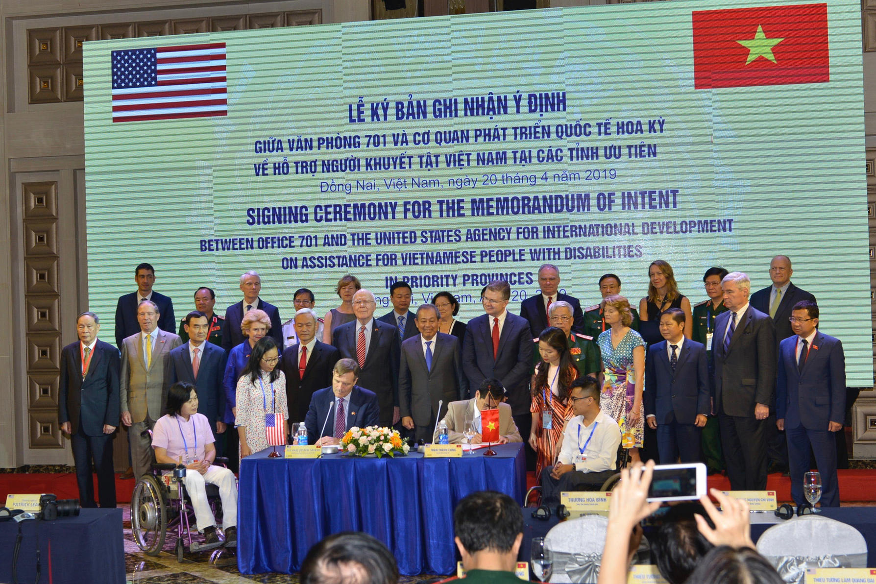 Signing of the Memorandum of Intent for New Partnership on Disabilities Assistance Bien Hoa City, April 20, 2019. (Nguyen Thac Phuong/USAID)