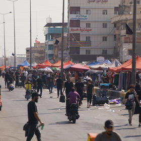 A view of a market in Basra, Iraq, Nov. 14, 2022. Corruption and a currency crisis are hurting Iraq’s economy. (Emily Rhyne/The New York Times)