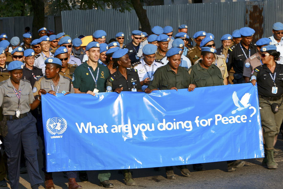 Peacekeepers serving the United Nations Integrated Mission in Timor-Leste (UNMIT) participate in United Nations International Day of Peace celebration. 21/Sep/2008.