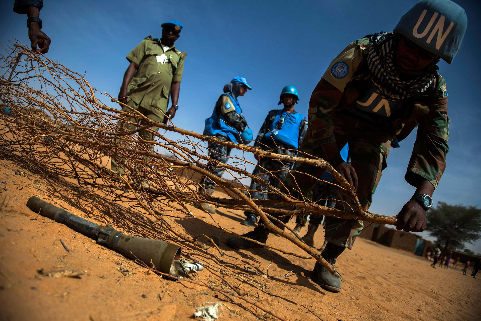 20160328-Aftermath-of-fighting-in-North-Darfur-Flickr-UNAMID
