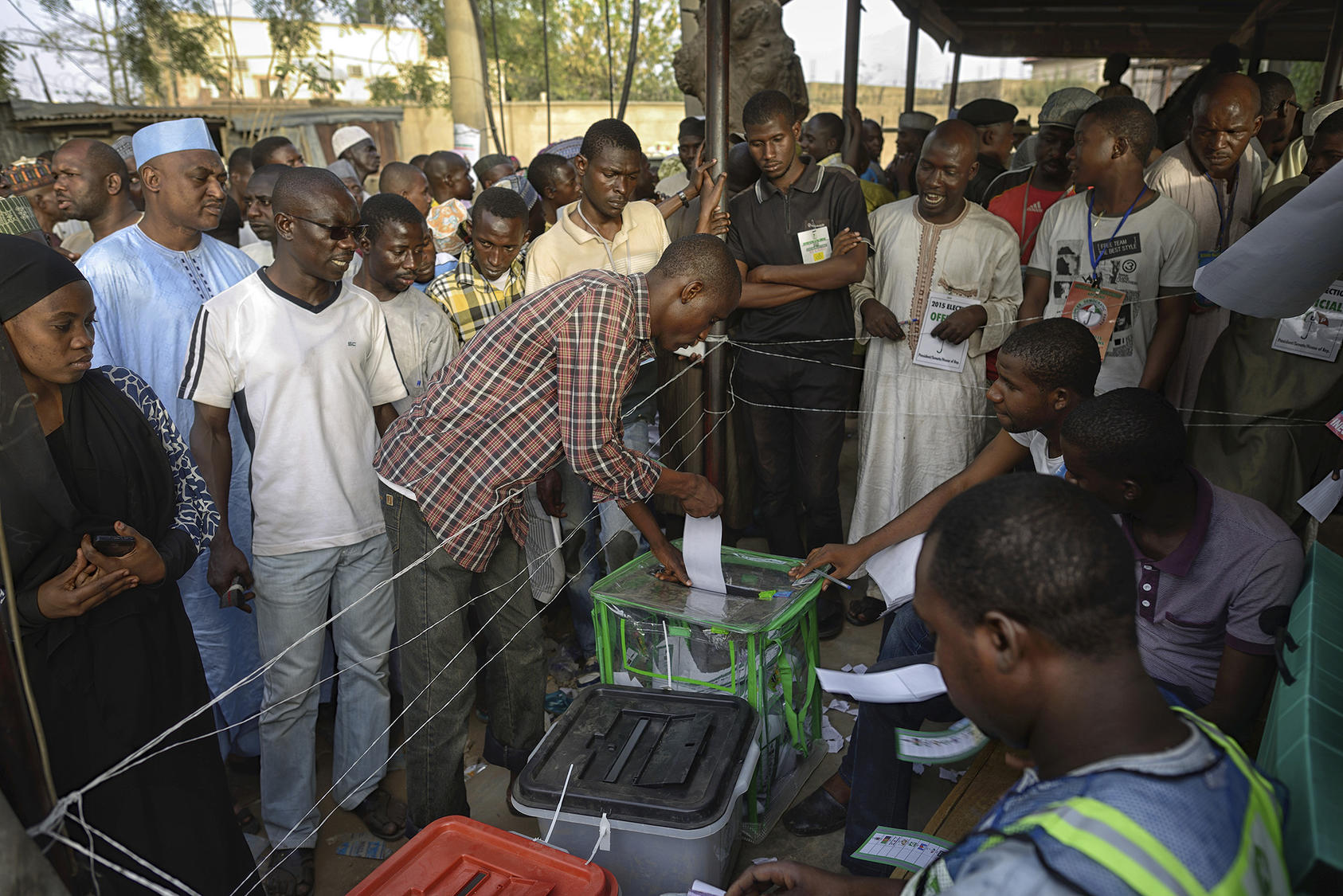 A man casts his ballot at a polling station in Kano, Nigeria, March 28, 2015. (Samuel Aranda/The New York Times)