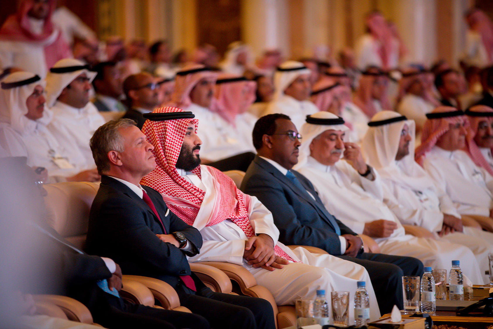 Saudi Arabia’s crown prince, Mohammed bin Salman, second from left, sits next to King Abdullah II of Jordan, left, in Riyadh, Saudi Arabia, on Tuesday, Oct. 23, 2018. (Tasneem Alsultan/The New York Times)