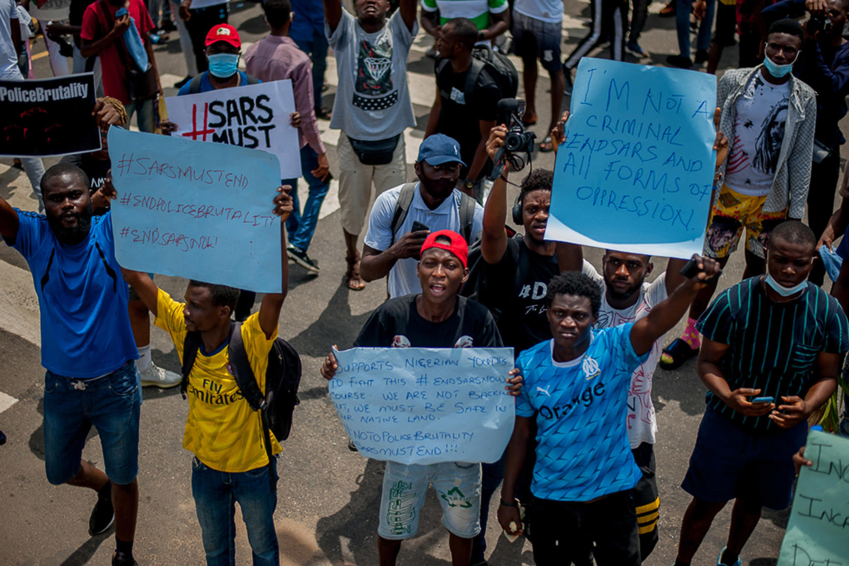 Protesters in Lagos, Nigeria call for the dissolution of the Special Anti-Robbery Squad, Oct. 13, 2021. (Kaizenify/CC License 4.0)