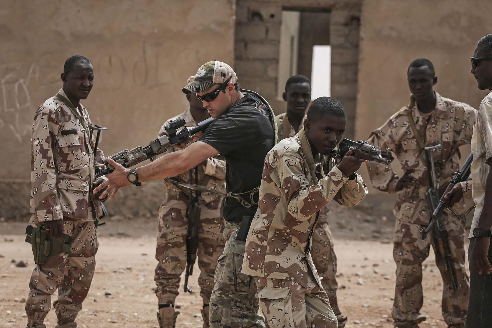 U.S. Special Forces soldiers train Nigerien forces in Agadez, Niger, April 12, 2018. (Tara Todras-Whitehill/The New York Times)