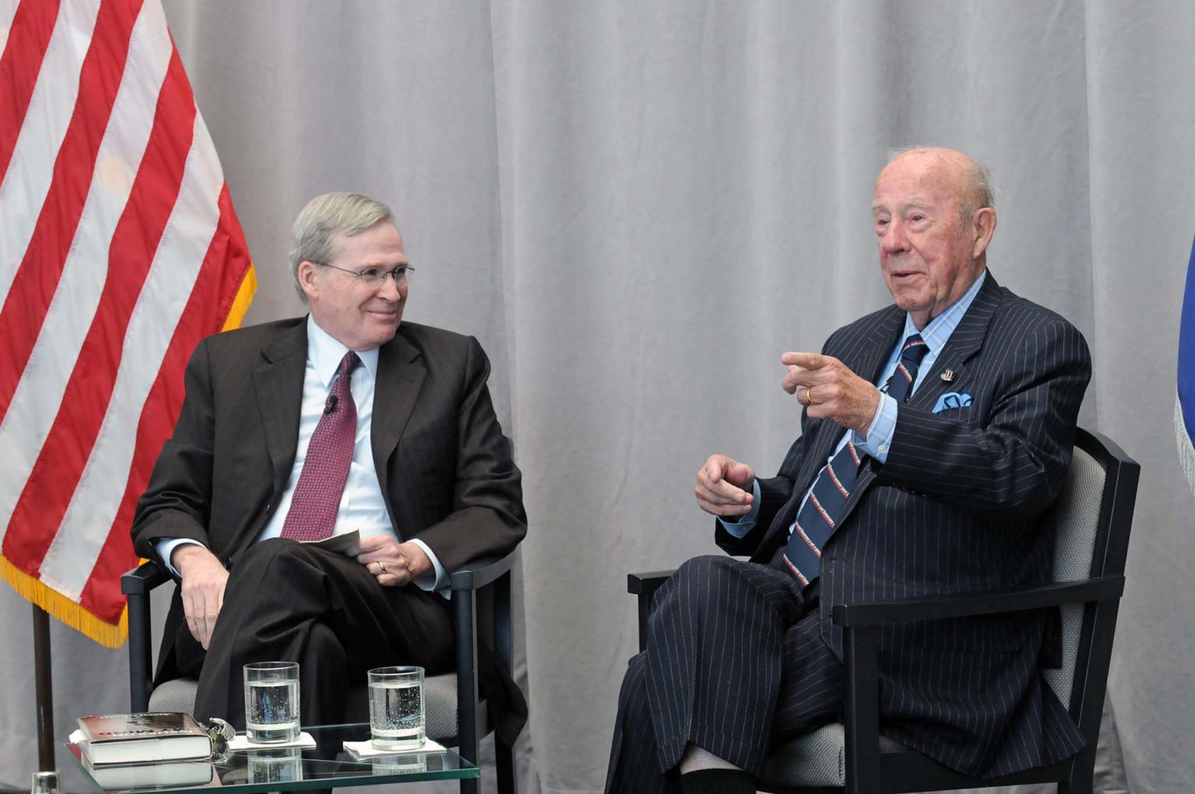 USIP Board Chair Stephen J. Hadley and George Shultz during the Dean Acheson Lecture, January 30, 2015.