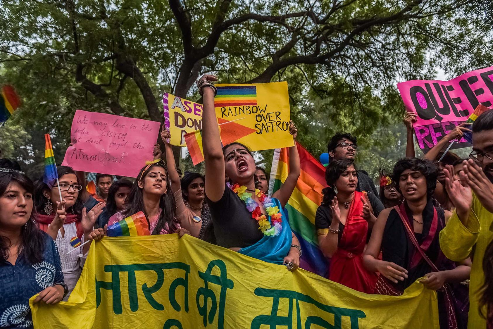 Thousands of supporters of gay and transgender rights march in New Delhi, India, Nov. 12, 2017. (Rebecca Conway/The New York Times)