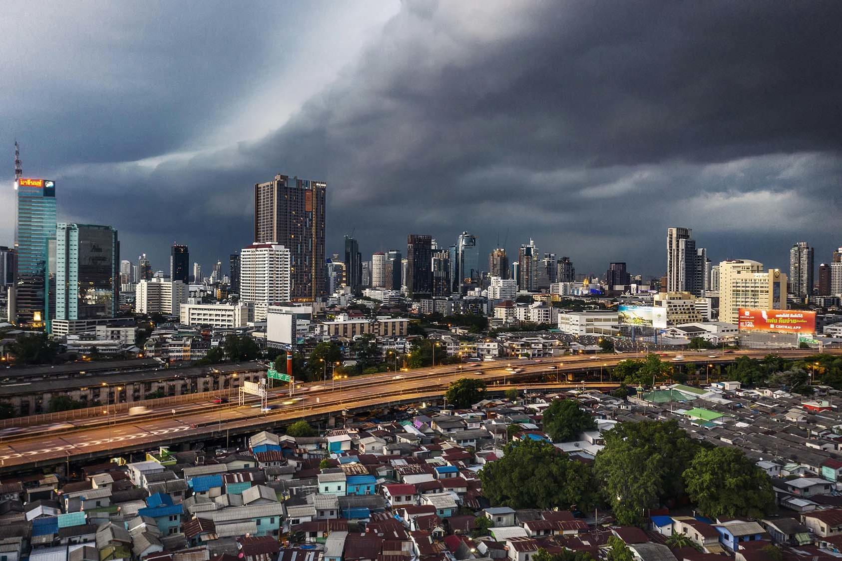 Storm clouds blanket Bangkok on May 8, 2021. (Adam Dean/The New York Times)