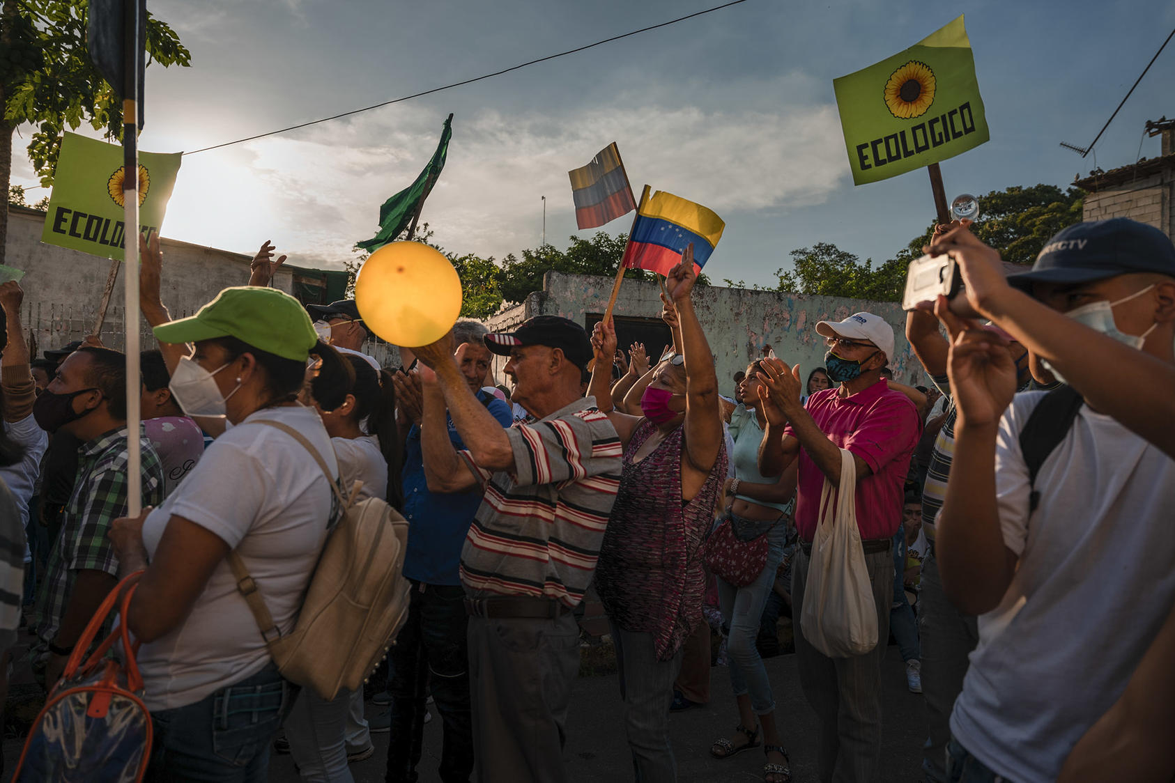 Venezuelans in Bolivar state applaud a speech by Americo De Grazia, an opposition candidate for governor, on November 13. Much of Venezuela’s opposition reversed its recent strategy of boycotting elections. (Adriana Loureiro Fernandez/The New York Times)