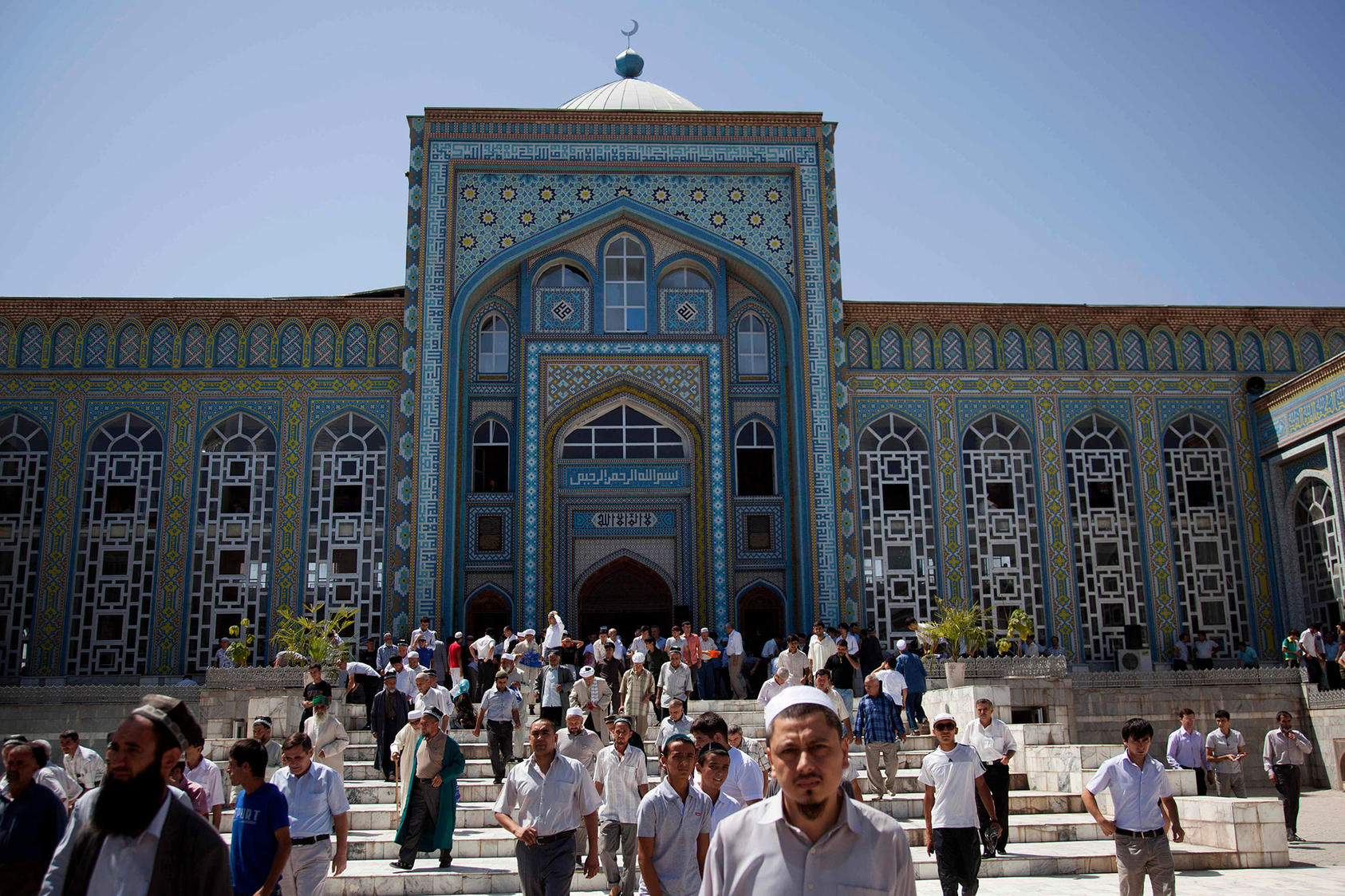 Worshipers gather for Friday prayers during Ramadan in Dushanbe's Central Mosque in Tajikistan, on August 19, 2011. (Photo by Theodore Kaye/AP)
