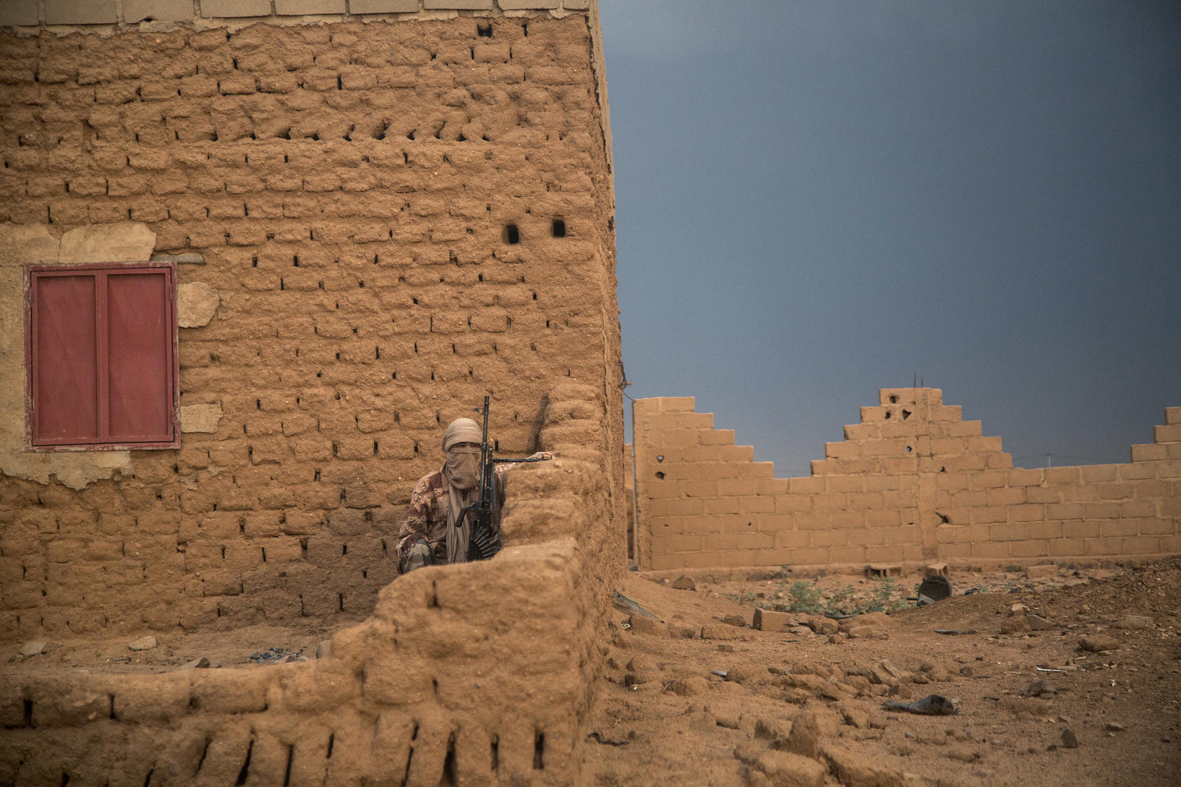 : A member of the Coordination des Mouvements de l'Azawad, a coalition of non-state armed groups in Northern Mali. September 14, 2015. (Marco Dormino/U.N. Photo)