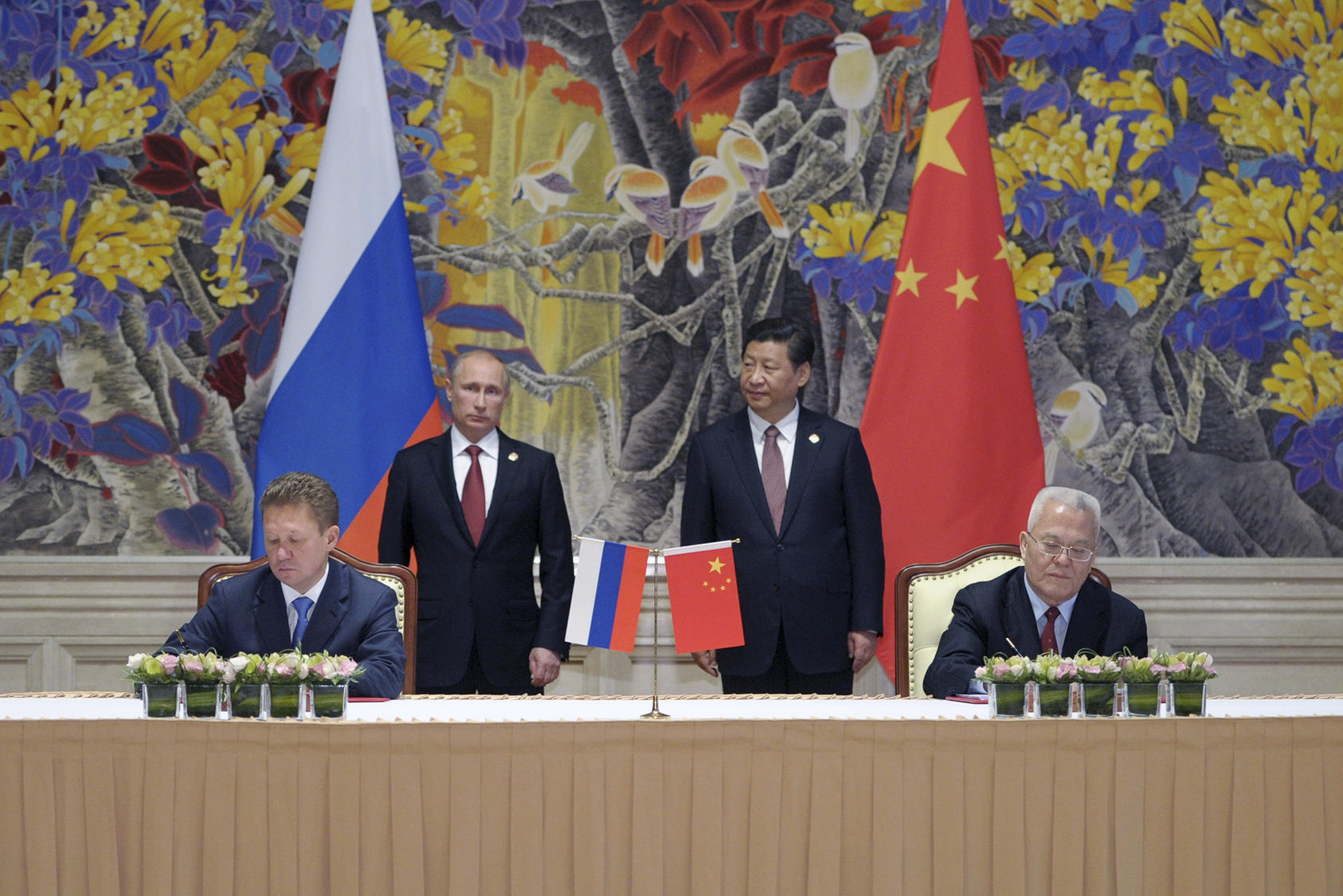 Russian President Vladimir Putin and Chinese President Xi Jinping in Shanghai, May 2014. Beijing has signaled it will step in to fill a void of support for Myanmar’s junta, as Moscow is consumed with its invasion of Ukraine. (Alexei Druzhinin/RIA Novosti/Pool via The New York Times)