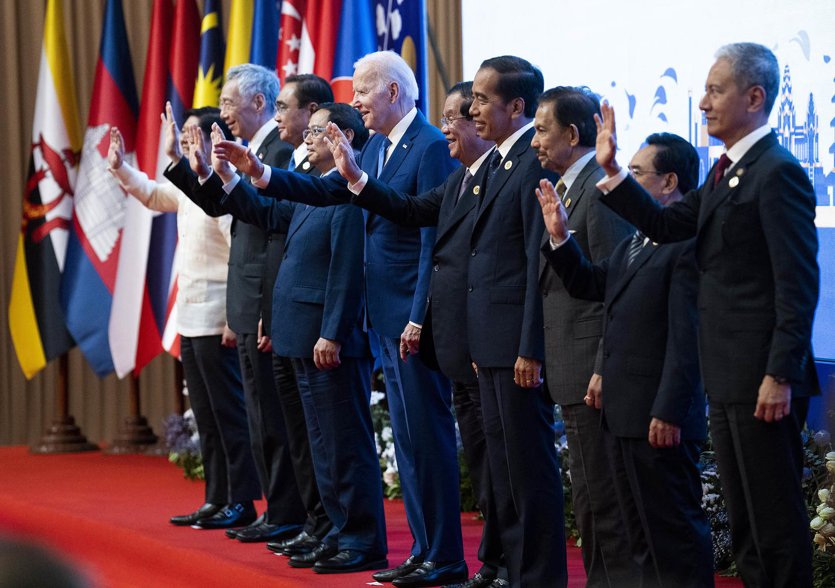President Joe Biden poses with leaders from ASEAN at the East Asia Summit in Phnom Penh, Cambodia, on Saturday, Nov. 12, 2022. (Doug Mills/The New York Times)