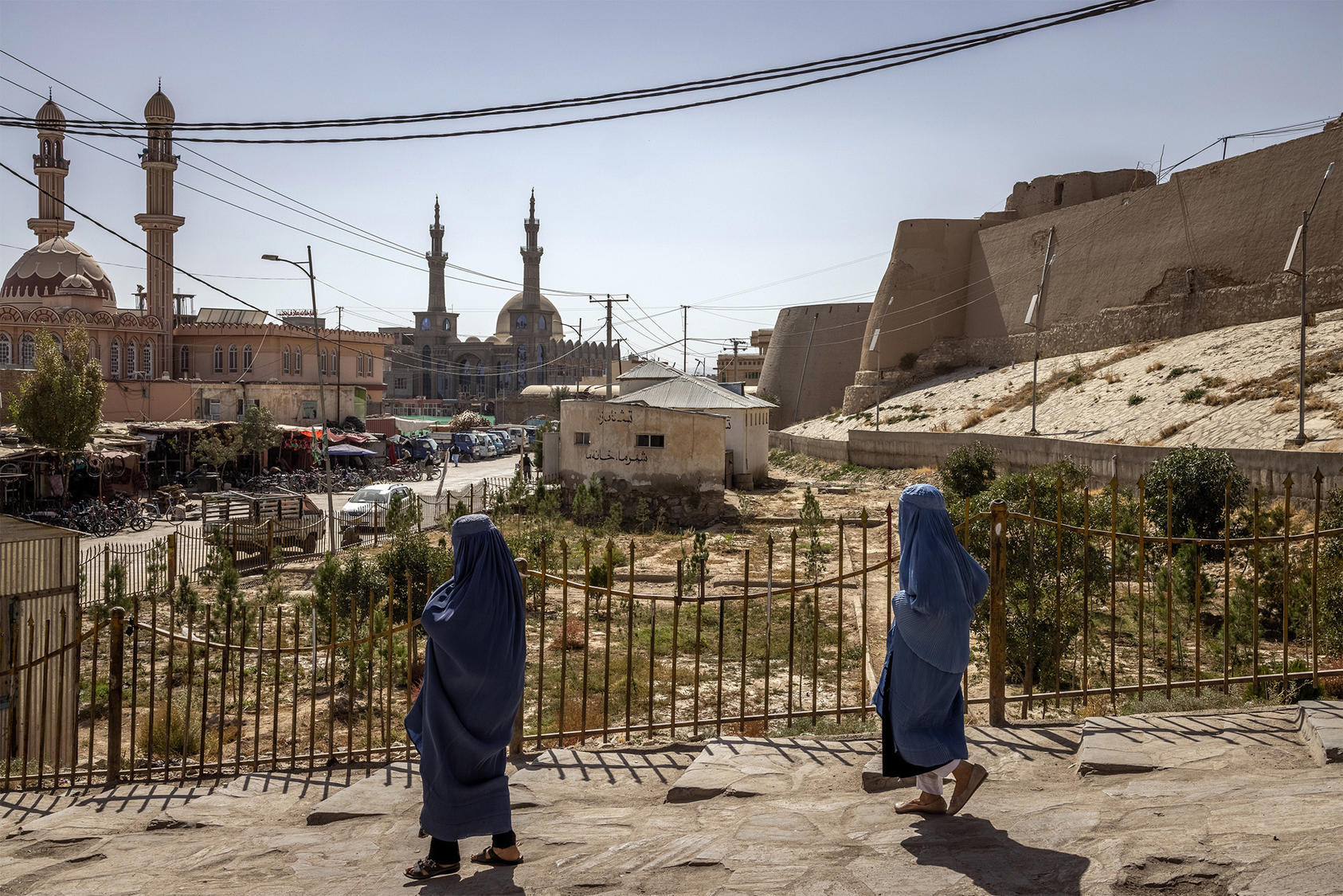 Women in Ghazni, Afghanistan. September 22, 2021. (Jim Huylebroek/The New York Times)
