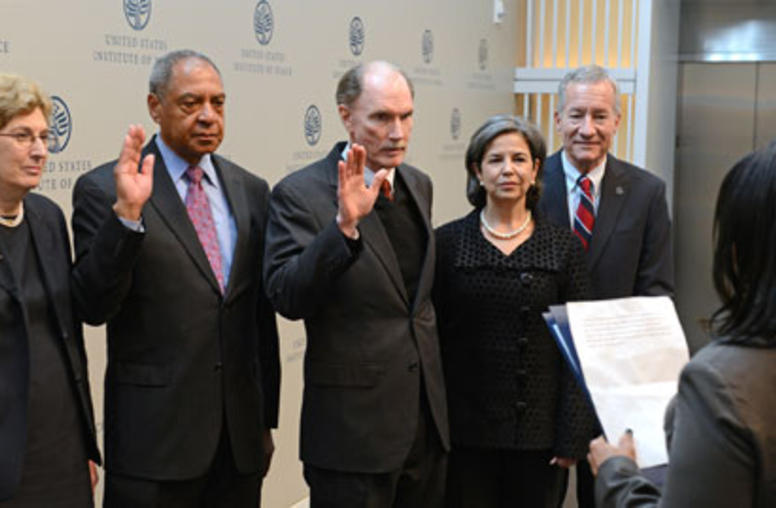  USIP Board Members Sworn In