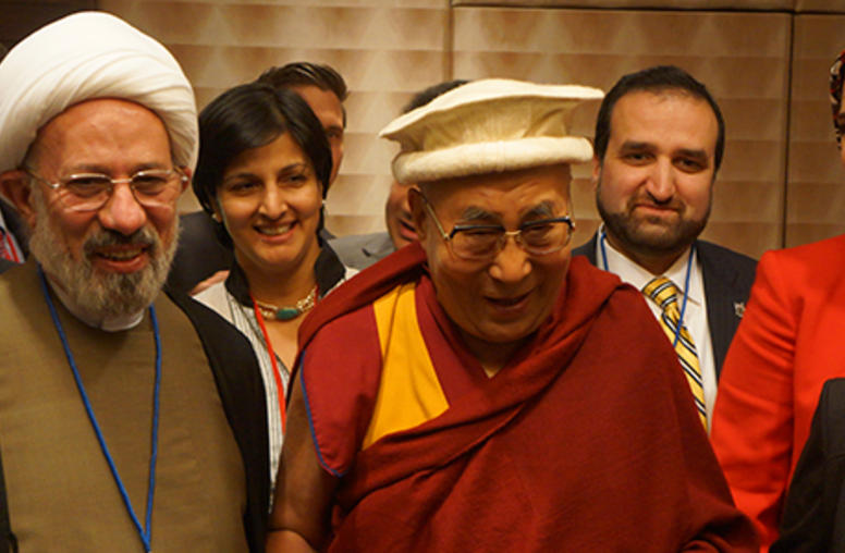 Dalai Lama, American Muslims Urge Activism to Bridge Faiths
