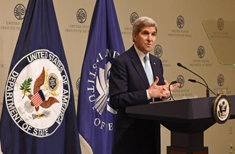 Kerry Says Assad Staying as Syrian Leader Is a "Non-Starter"