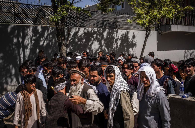 Amid Intense Violence, Afghans Show Support for Democracy