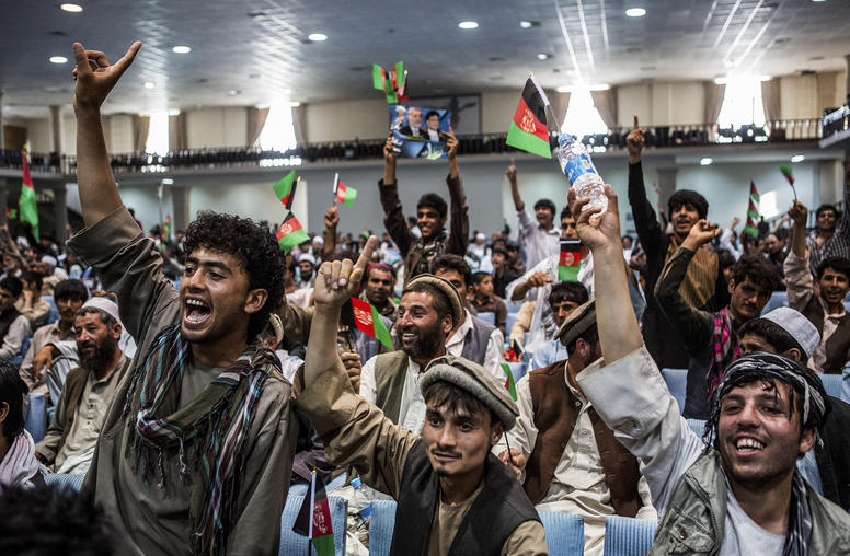Afghan Voters Exhibit Enthusiasm Despite Election Flaws