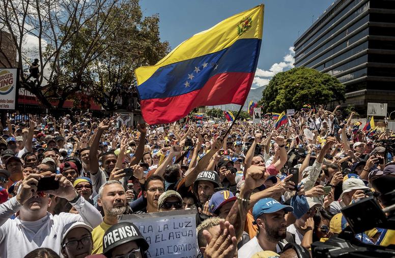 Is there a Negotiated Path to Democratic Coexistence in Venezuela?