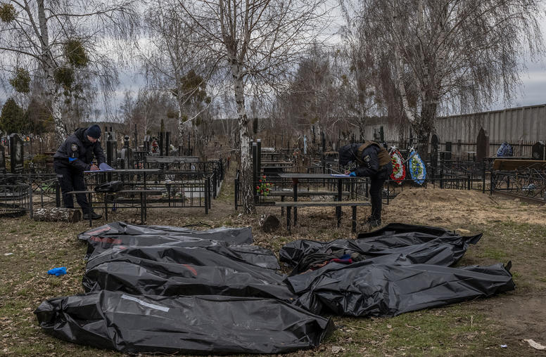 Ukraine: Justice for War Crimes Must Begin with Evidence