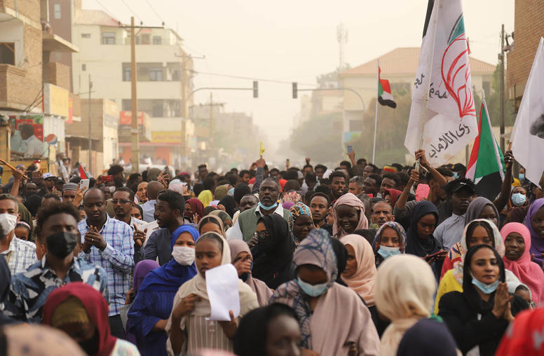 Amid Sudan’s Chaos, Youth Groups Work for Peace