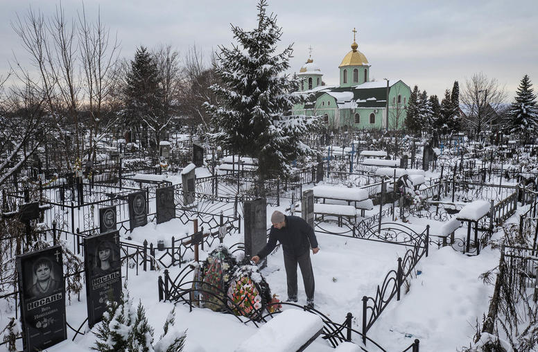 In Ukraine’s Second Winter of War, Peace Still Requires Justice