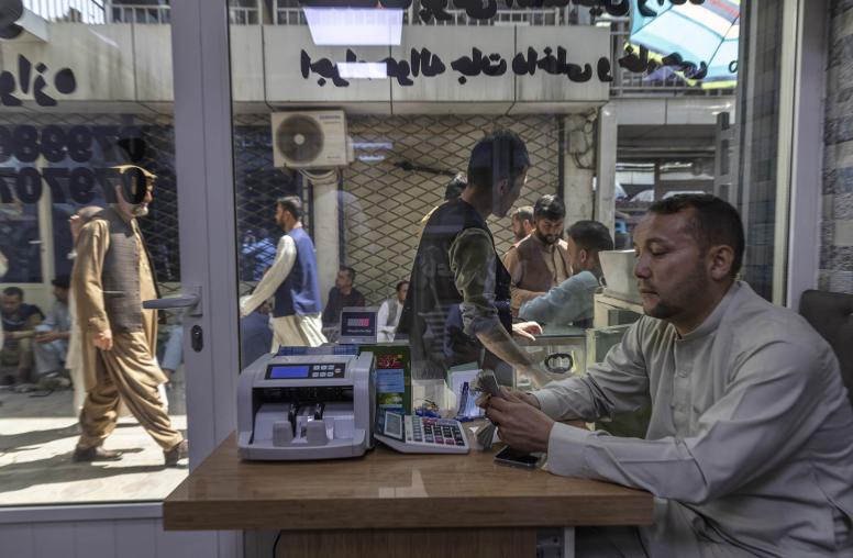 How Afghanistan’s Economy Can Survive Shrinking Shipments of U.N. Cash Aid