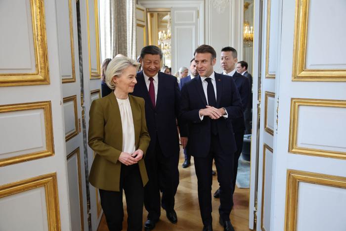 Chinese leader Xi Jinping meeting with President of France Emmanuel Macron and President of the European Commission Ursula von der Leyen, during Xi's visit to France, May 6, 2024. (Christophe Licoppe/European Commission)